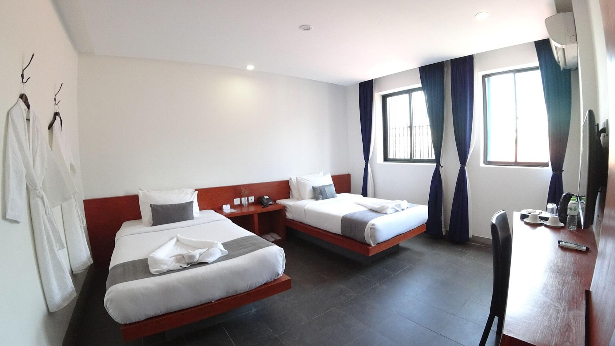 Bopha Bassac Boutique Hotel Пном Пен Екстериор снимка